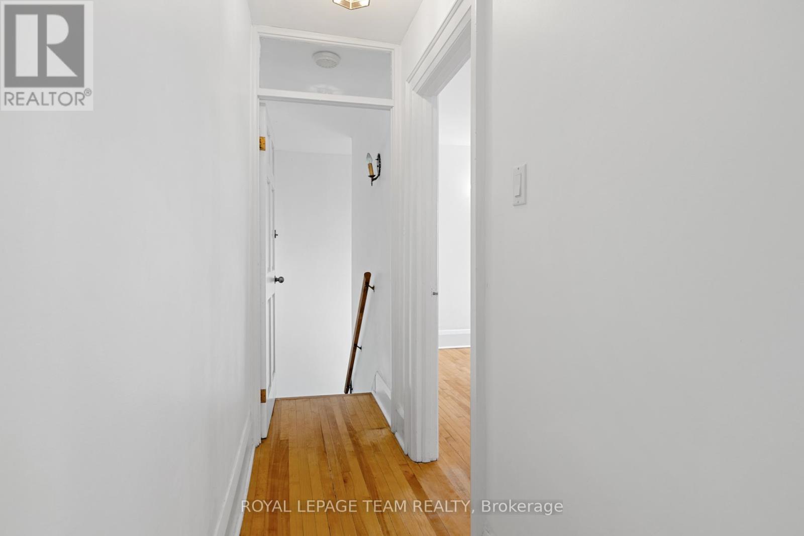 Photo 4 of 334 Queen Elizabeth Drive, Ottawa ON