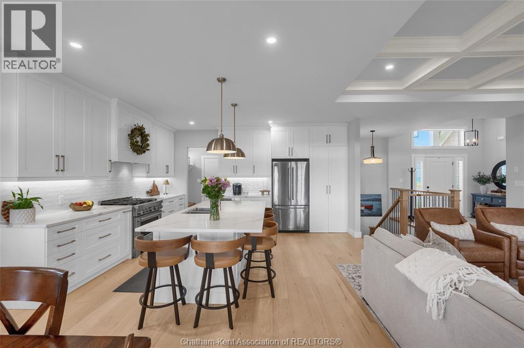 Photo 14 of 50 Dundee Drive, Chatham ON