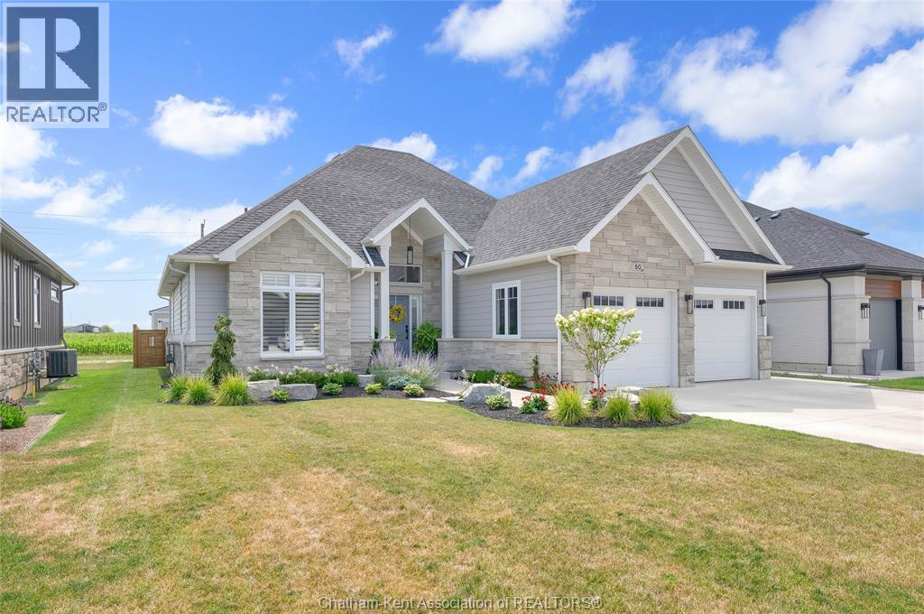 Photo 2 of 50 Dundee Drive, Chatham ON