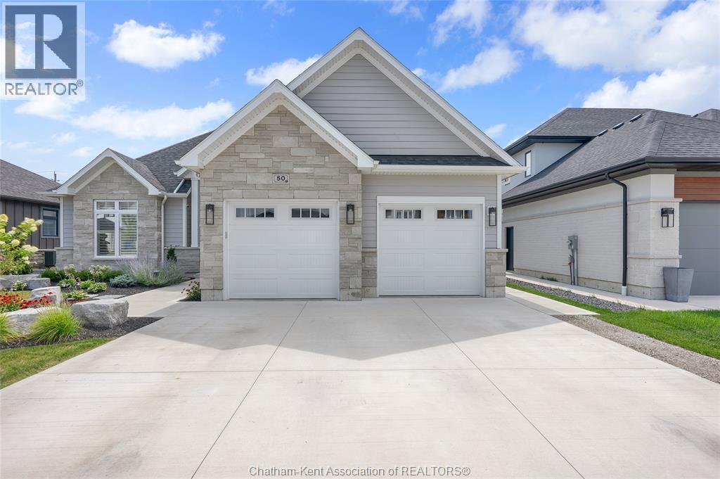 Photo 3 of 50 Dundee Drive, Chatham ON