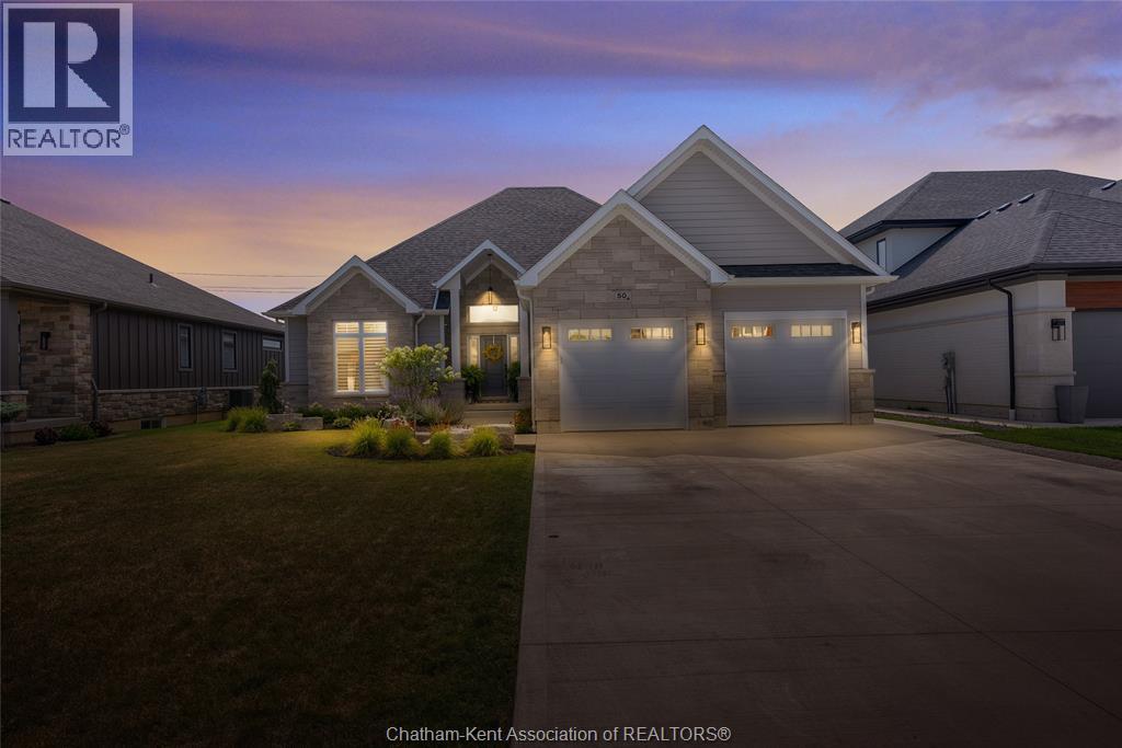 Photo 4 of 50 Dundee Drive, Chatham ON