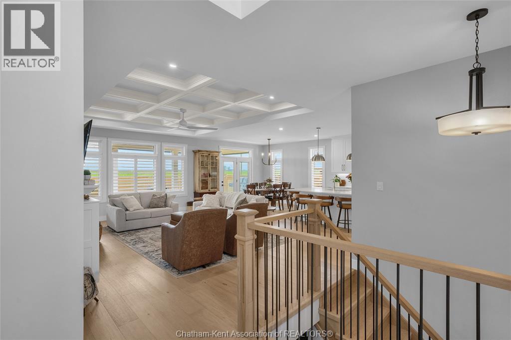 Photo 7 of 50 Dundee Drive, Chatham ON