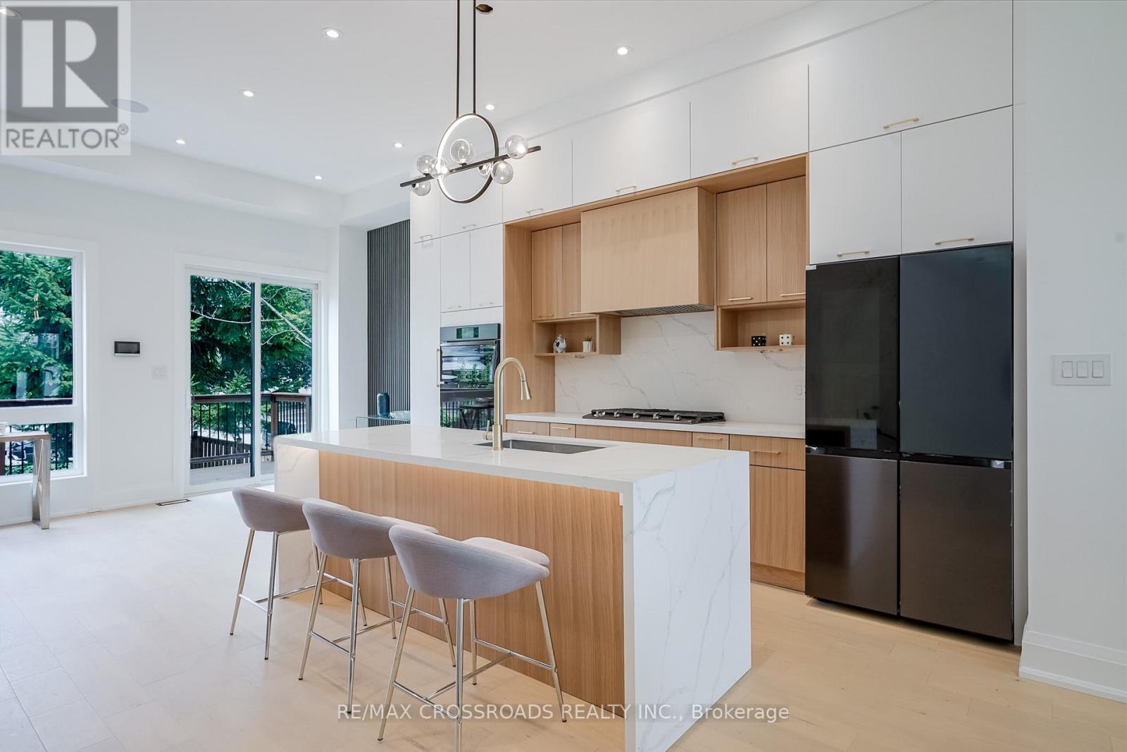 Photo 11 of 108 Park Street, Toronto ON