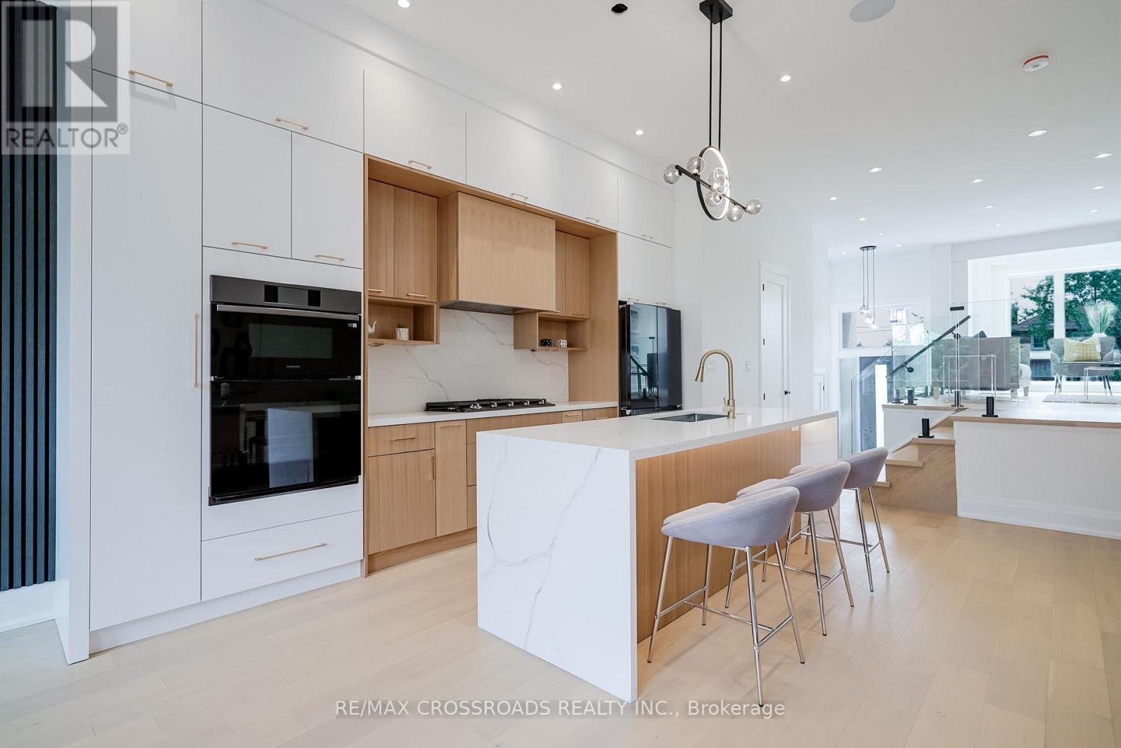 Photo 12 of 108 Park Street, Toronto ON