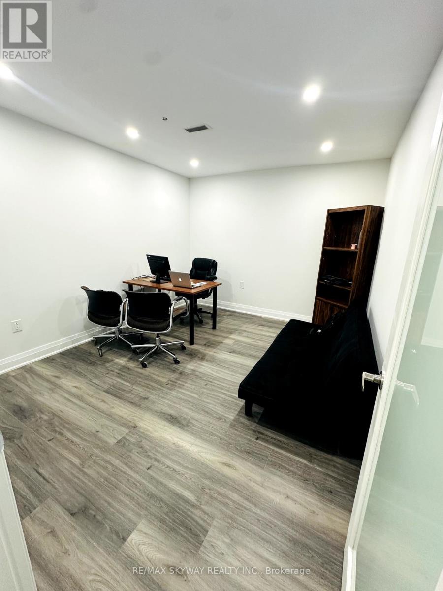 Photo 2 of 13 2565 Steeles Avenue E, Brampton ON