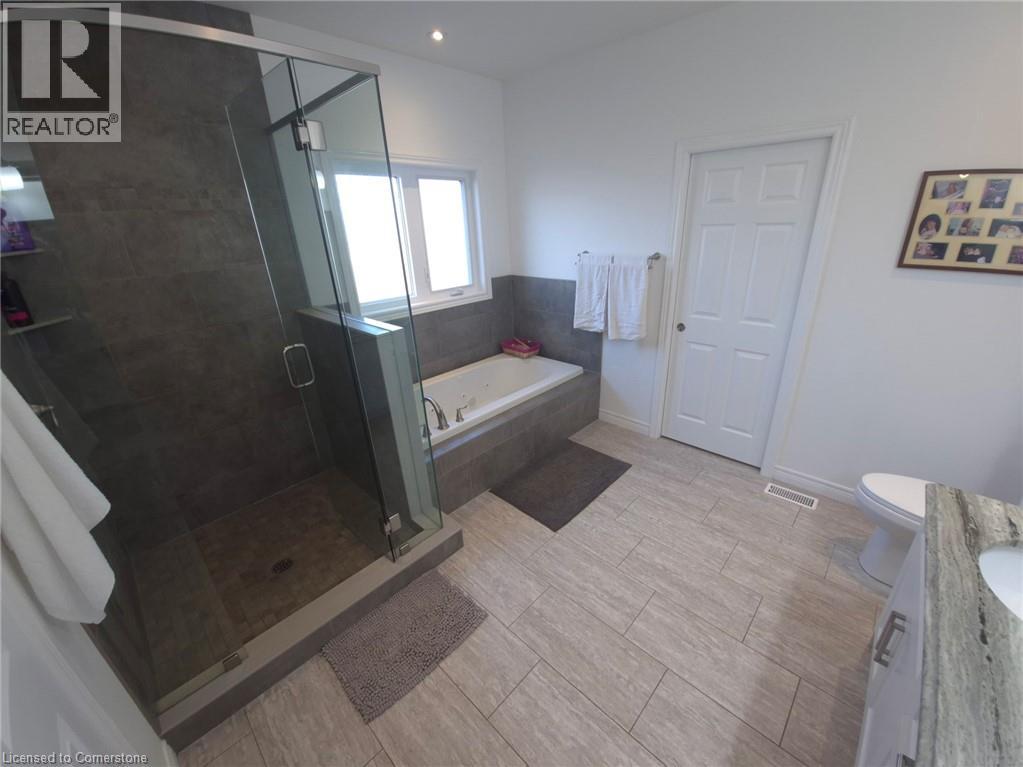 Photo 14 of 1 Phillips Court, Dunnville ON