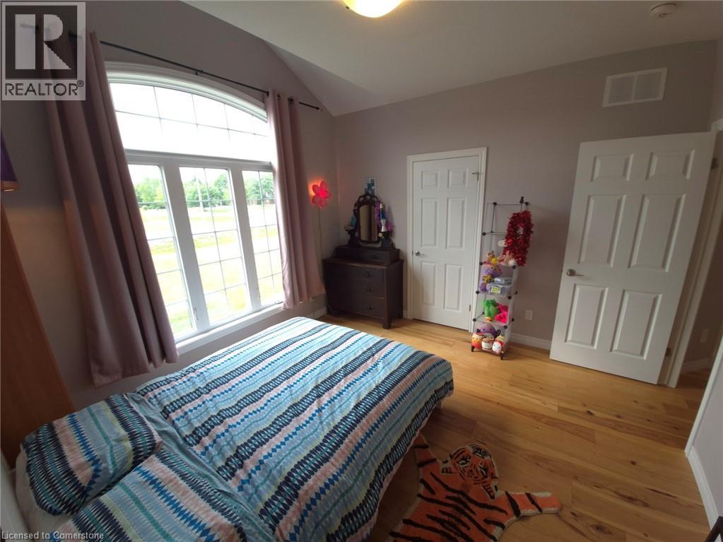 Photo 16 of 1 Phillips Court, Dunnville ON