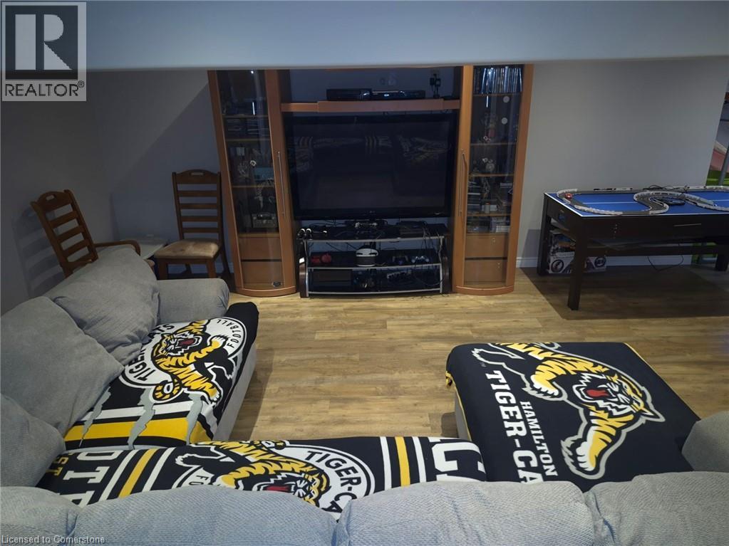 Photo 24 of 1 Phillips Court, Dunnville ON