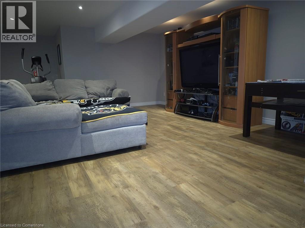 Photo 25 of 1 Phillips Court, Dunnville ON