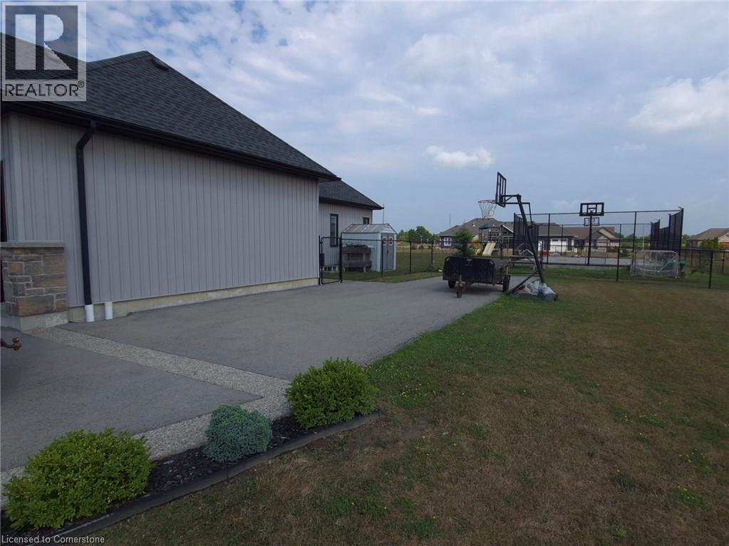 Photo 43 of 1 Phillips Court, Dunnville ON