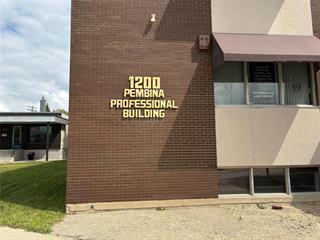 Photo 3 of 205 1200 Pembina Highway, Winnipeg MB