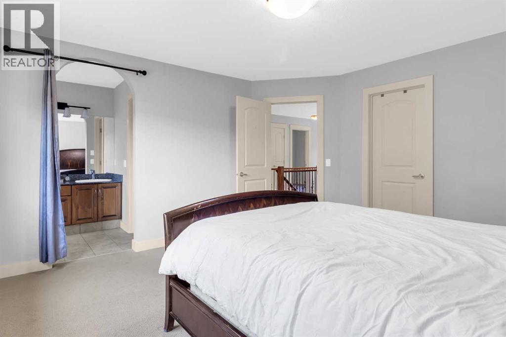 Single Family House for Sale in  Elmont Court SW Springbank Hill Calgary 