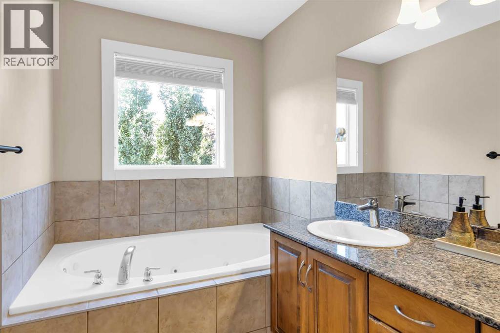 Single Family House for Sale in  Elmont Court SW Springbank Hill Calgary 