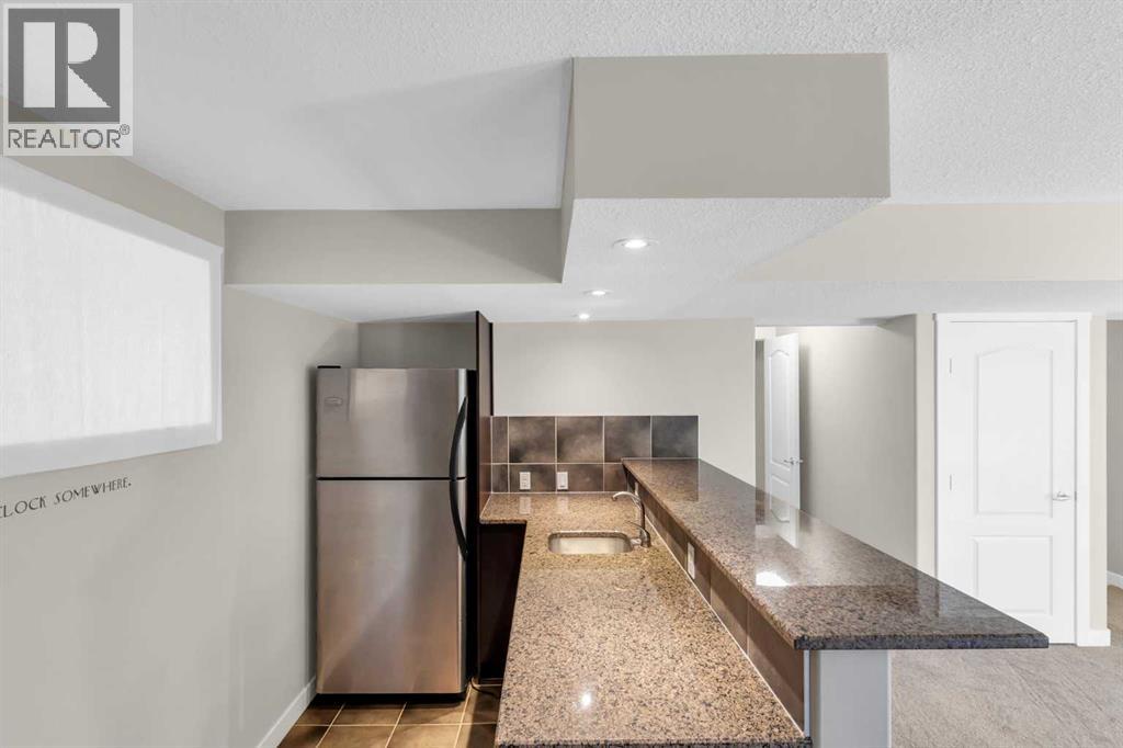 Single Family House for Sale in  Elmont Court SW Springbank Hill Calgary 