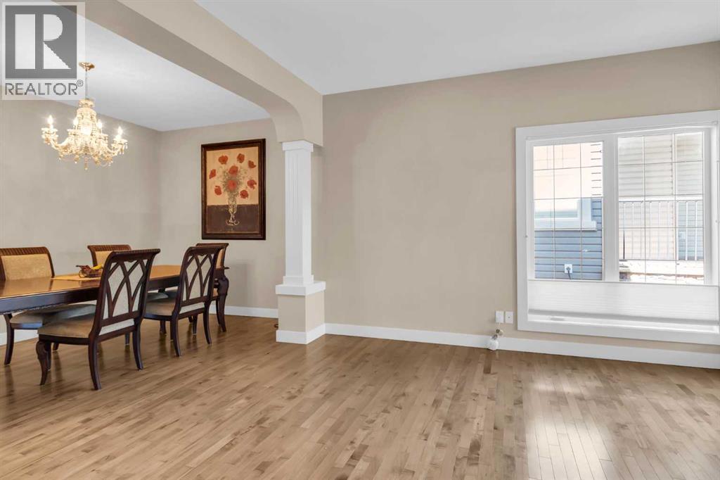Single Family House for Sale in  Elmont Court SW Springbank Hill Calgary 