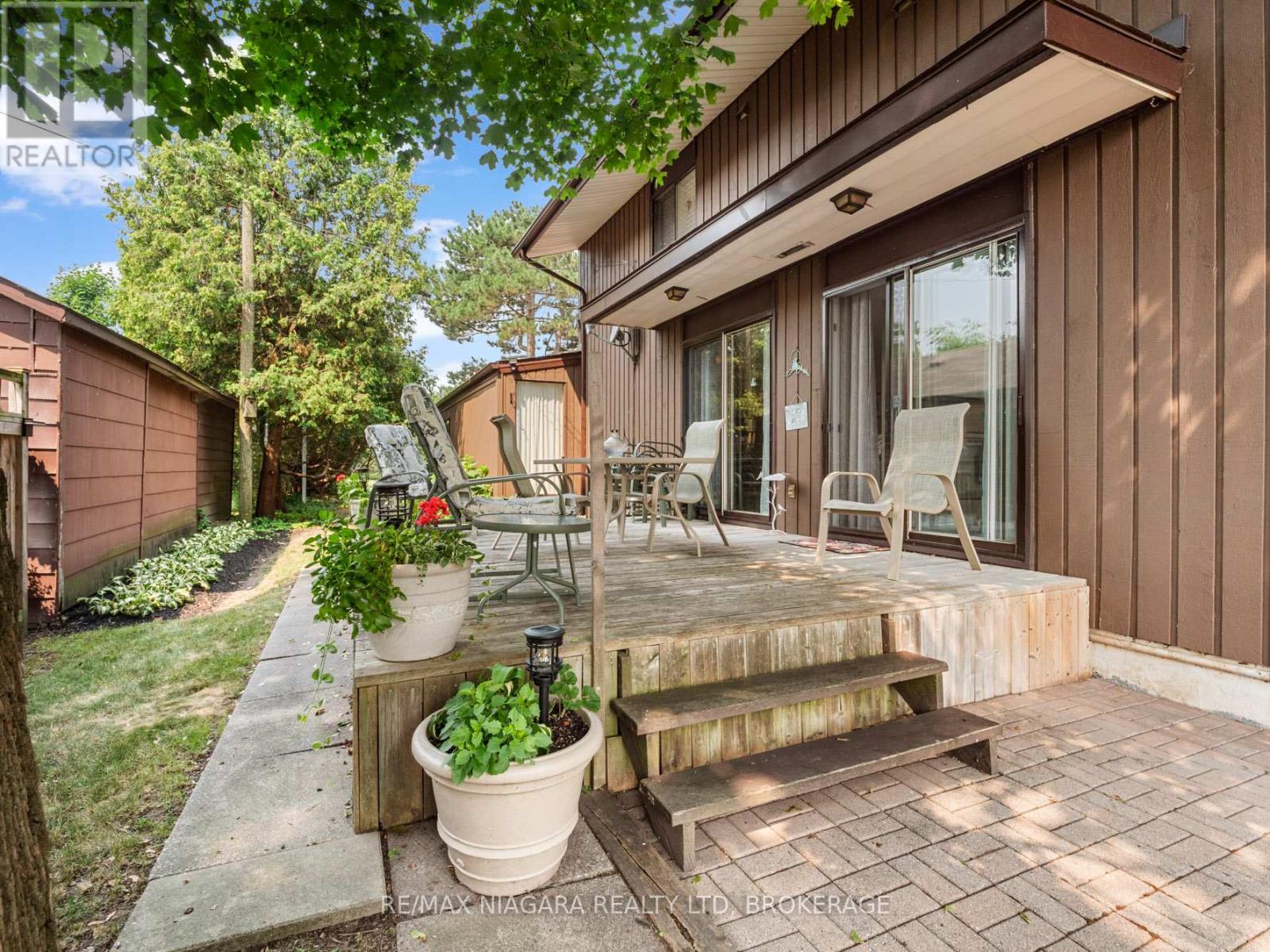 Photo 32 of 735 Niagara Boulevard, Fort Erie ON