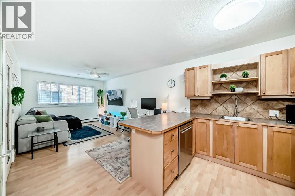 Single Family House for Sale in    Avenue SW Mission Calgary 