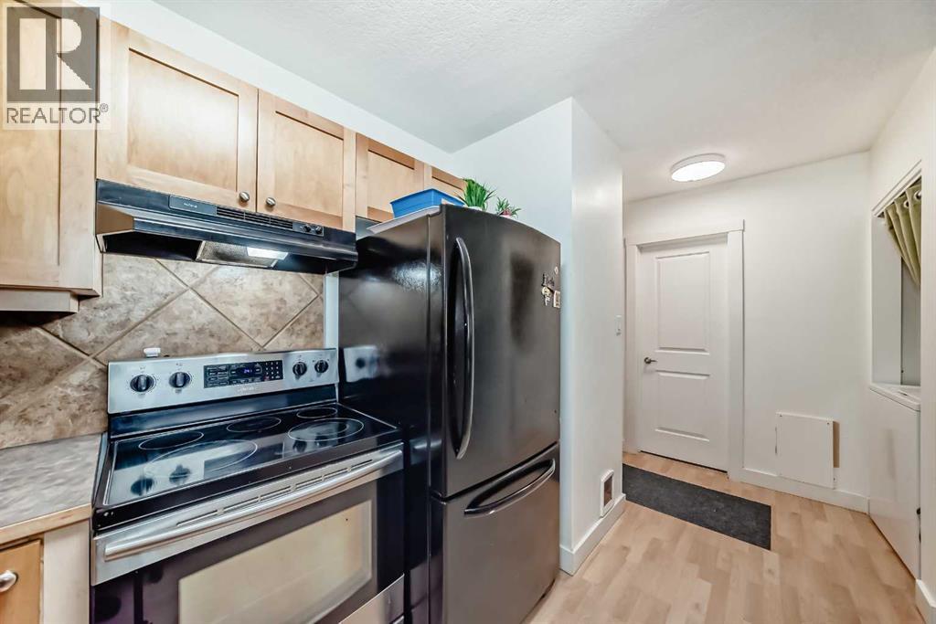 Single Family House for Sale in    Avenue SW Mission Calgary 