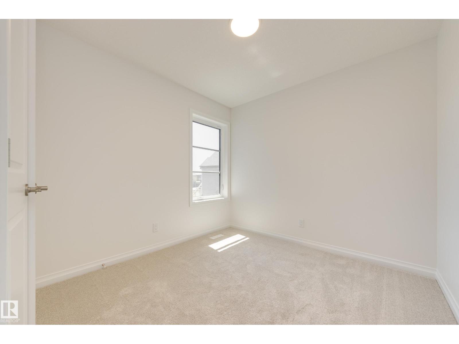 Photo 31 of 19322 22 A Av Nw, Edmonton AB