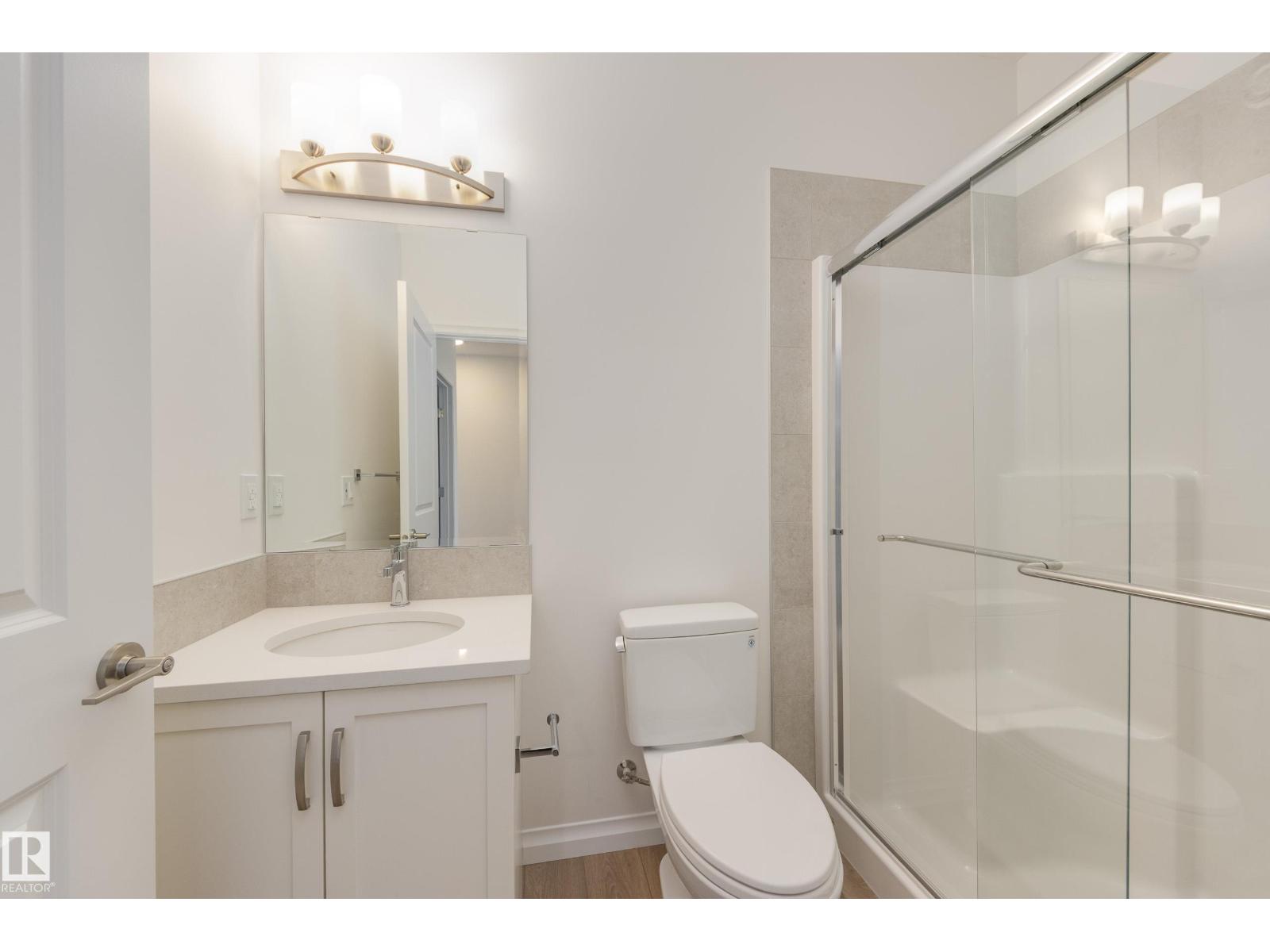 Photo 18 of 19322 22 A Av Nw, Edmonton AB