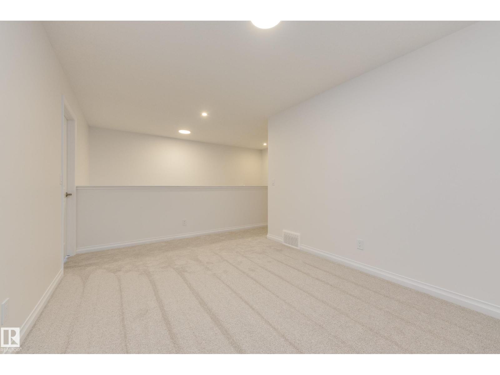 Photo 21 of 19322 22 A Av Nw, Edmonton AB