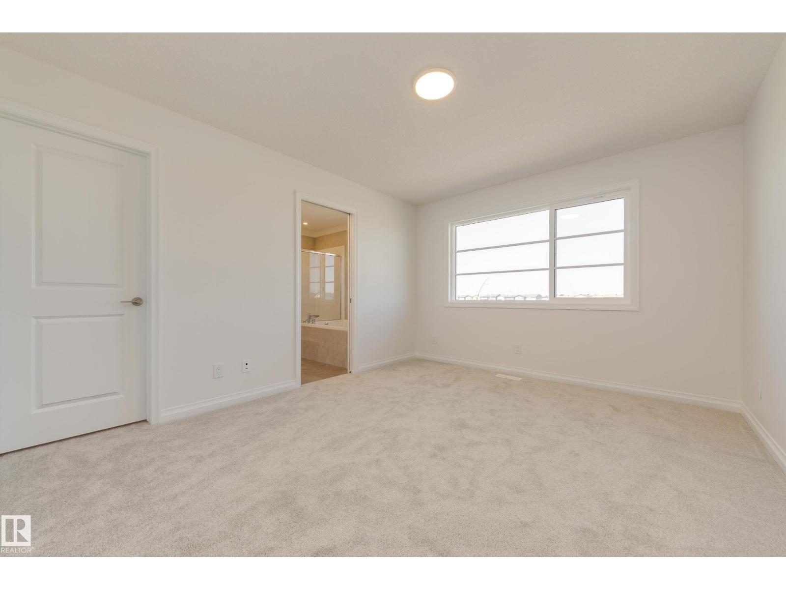 Photo 23 of 19322 22 A Av Nw, Edmonton AB
