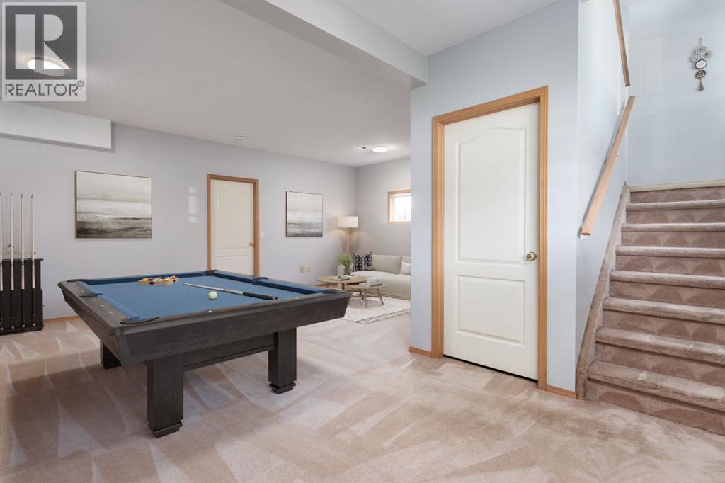 Single Family House Bi-level for Sale in  Erin Circle SE Erin Woods Calgary 