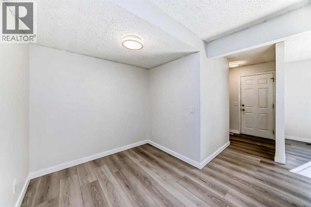 Single Family House for Sale in   Rundleson Road NE Rundle Calgary 