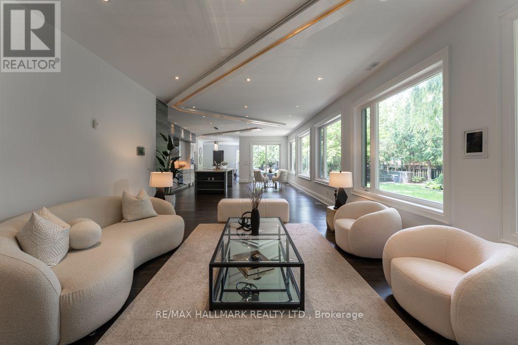 Photo 11 of 17 Hammok Crescent, Markham ON