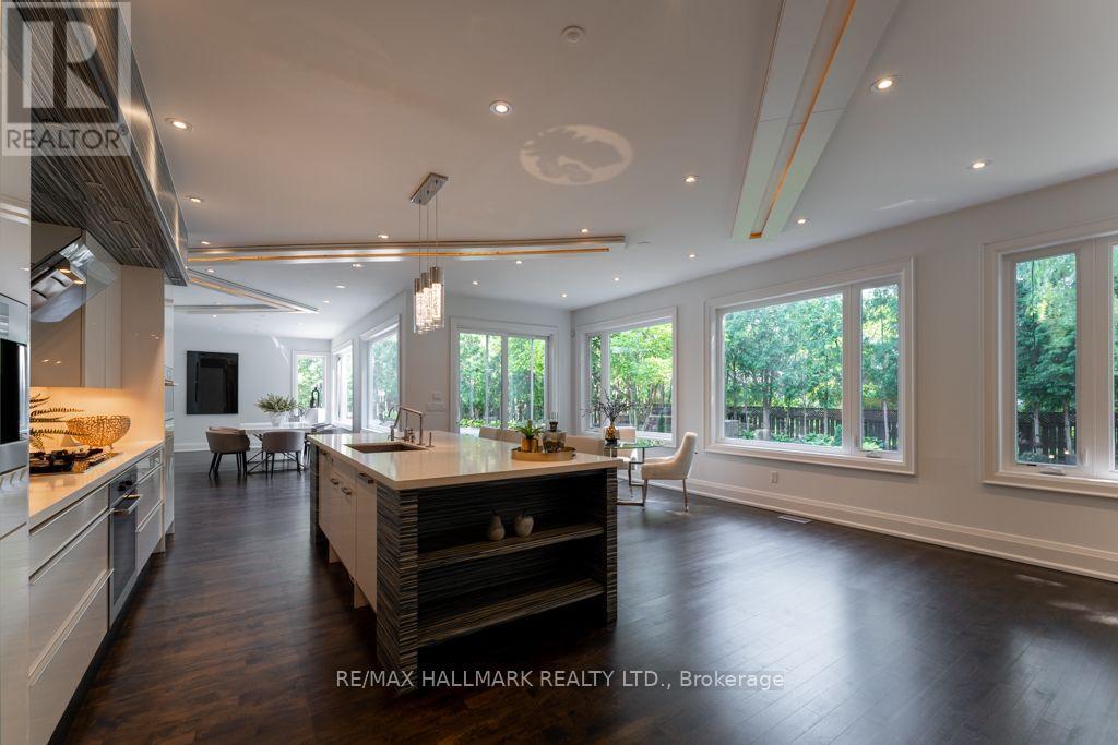 Photo 8 of 17 Hammok Crescent, Markham ON