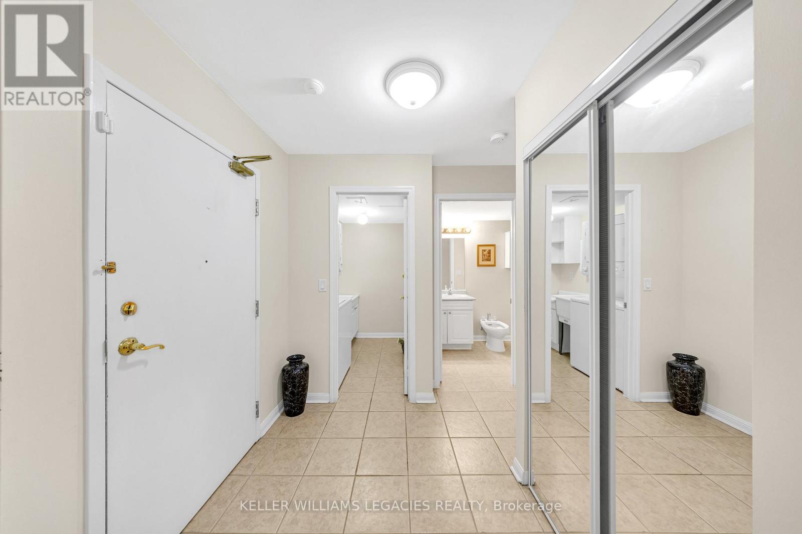 Photo 20 of 202 2500 Rutherford Road, Vaughan ON