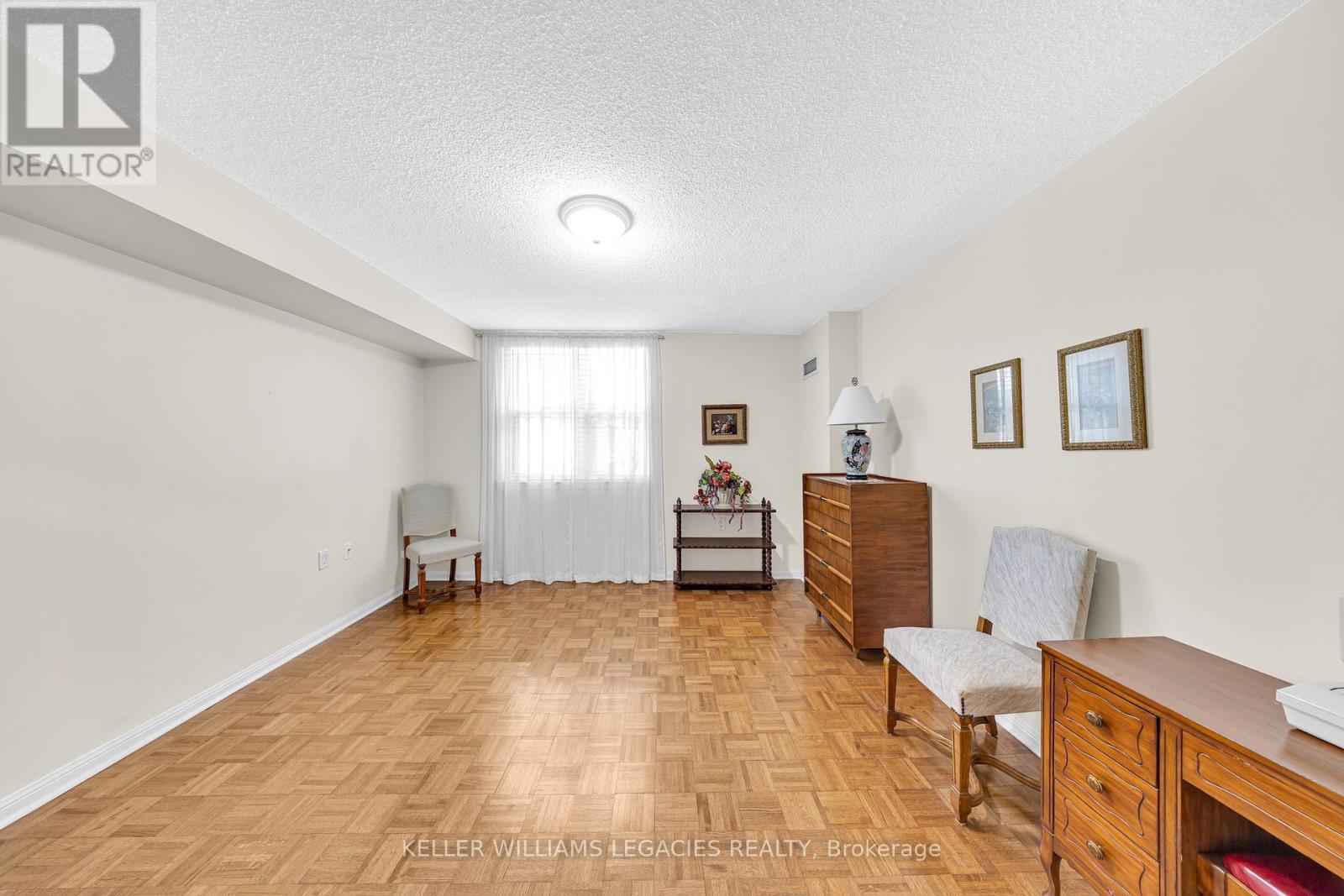 Photo 21 of 202 2500 Rutherford Road, Vaughan ON