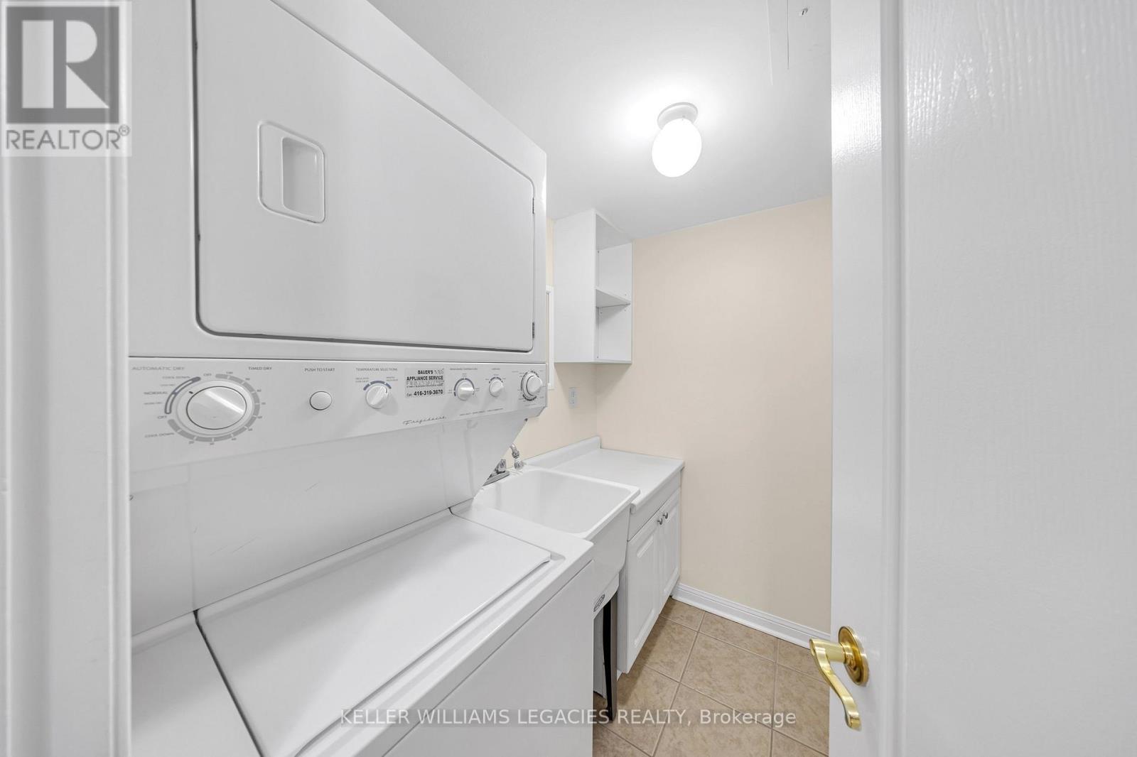 Photo 16 of 202 2500 Rutherford Road, Vaughan ON