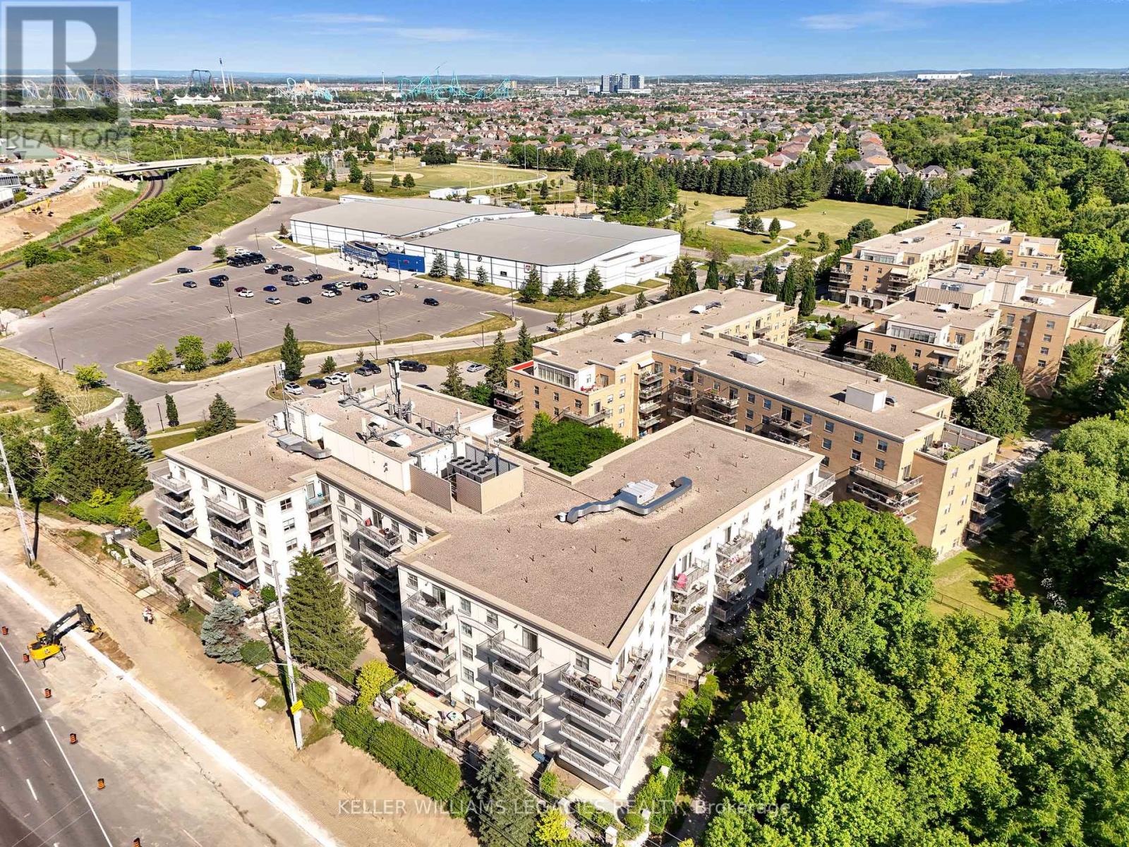 Photo 12 of 202 2500 Rutherford Road, Vaughan ON