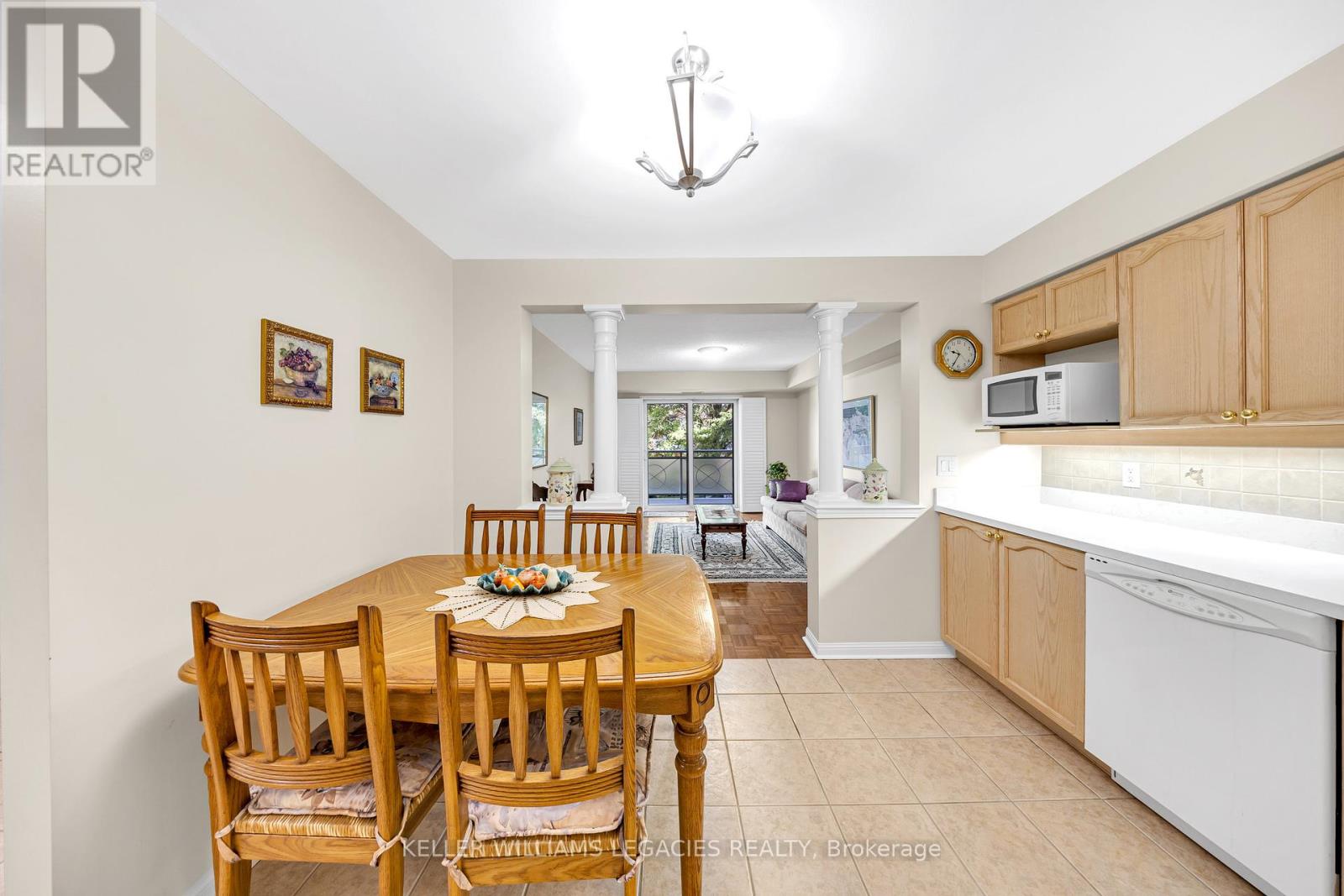 Photo 15 of 202 2500 Rutherford Road, Vaughan ON