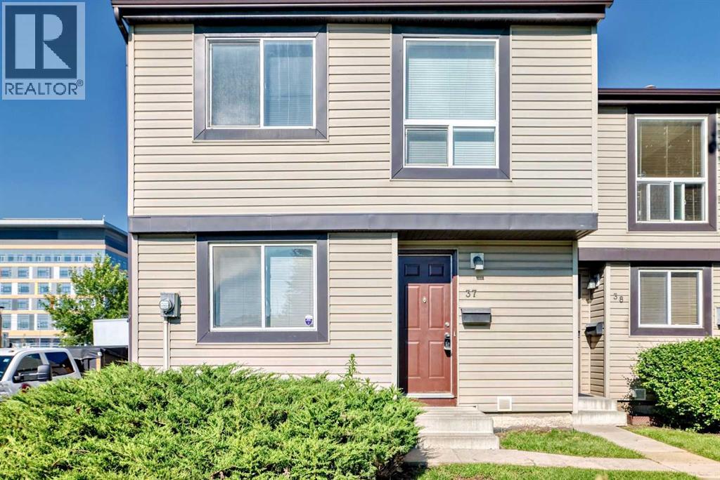 37, 3029 Rundleson Road NE, Calgary, Alberta