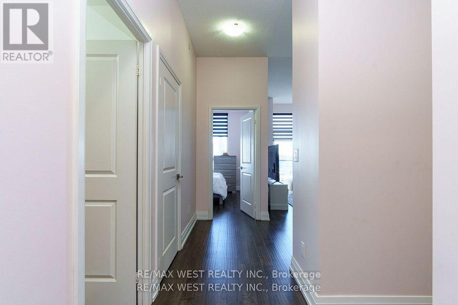 Photo 6 of 314 3600 Highway 7 Road, Vaughan ON