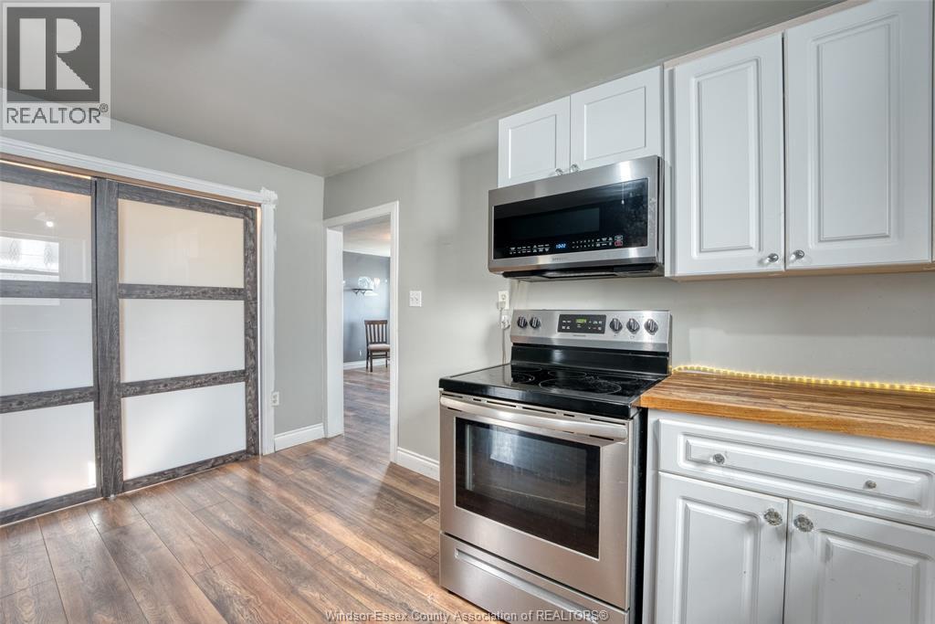 Photo 11 of 1050 St Luke Road, Windsor ON