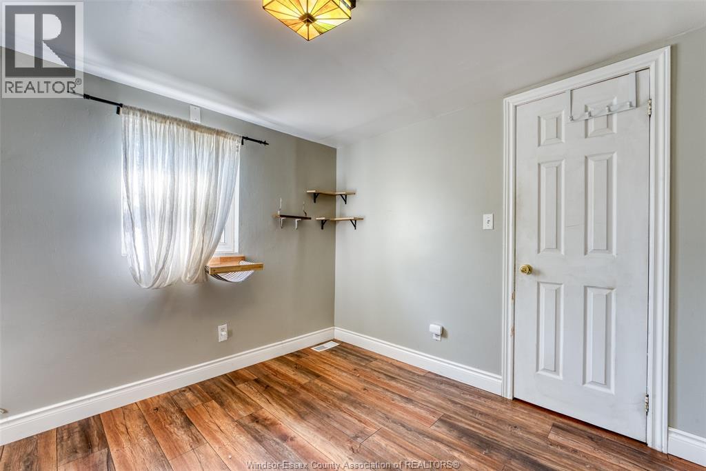 Photo 15 of 1050 St Luke Road, Windsor ON