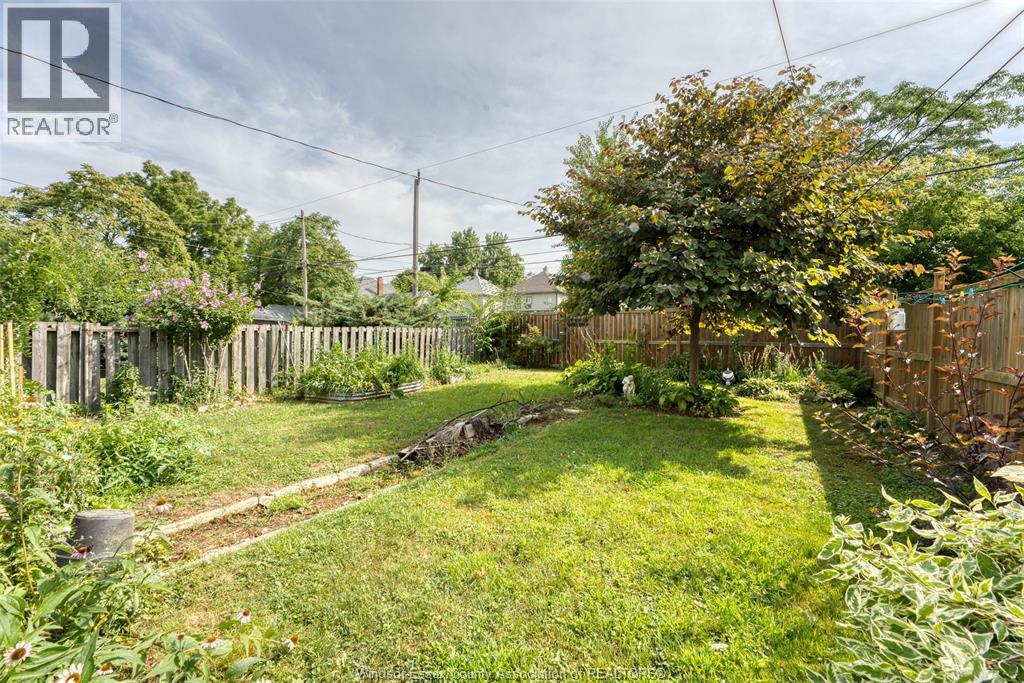 Photo 25 of 1050 St Luke Road, Windsor ON