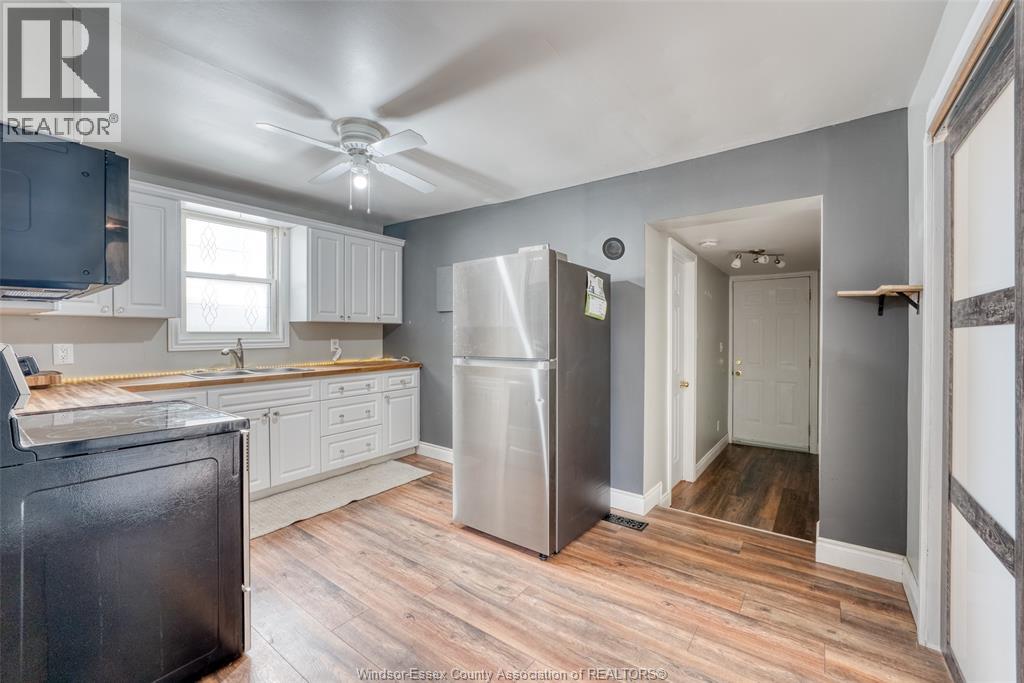 Photo 7 of 1050 St Luke Road, Windsor ON