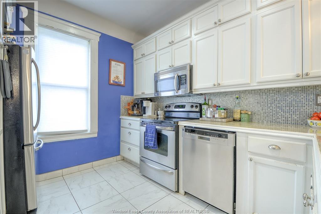 Photo 18 of 1097 Chilver Road, Windsor ON