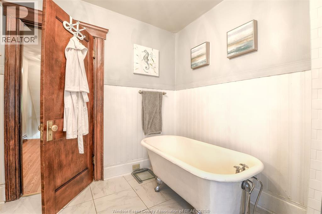 Photo 21 of 1097 Chilver Road, Windsor ON