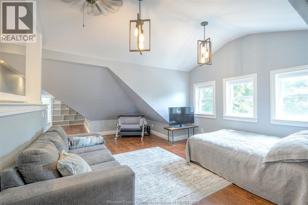 Photo 27 of 1097 Chilver Road, Windsor ON