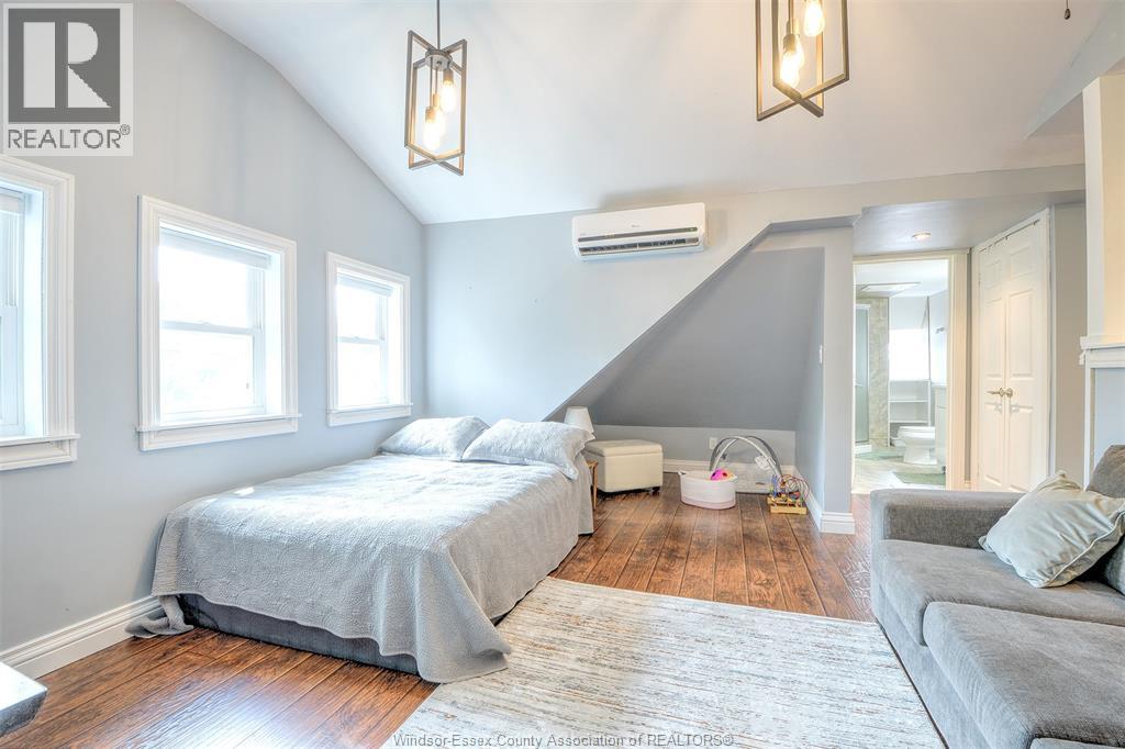 Photo 28 of 1097 Chilver Road, Windsor ON