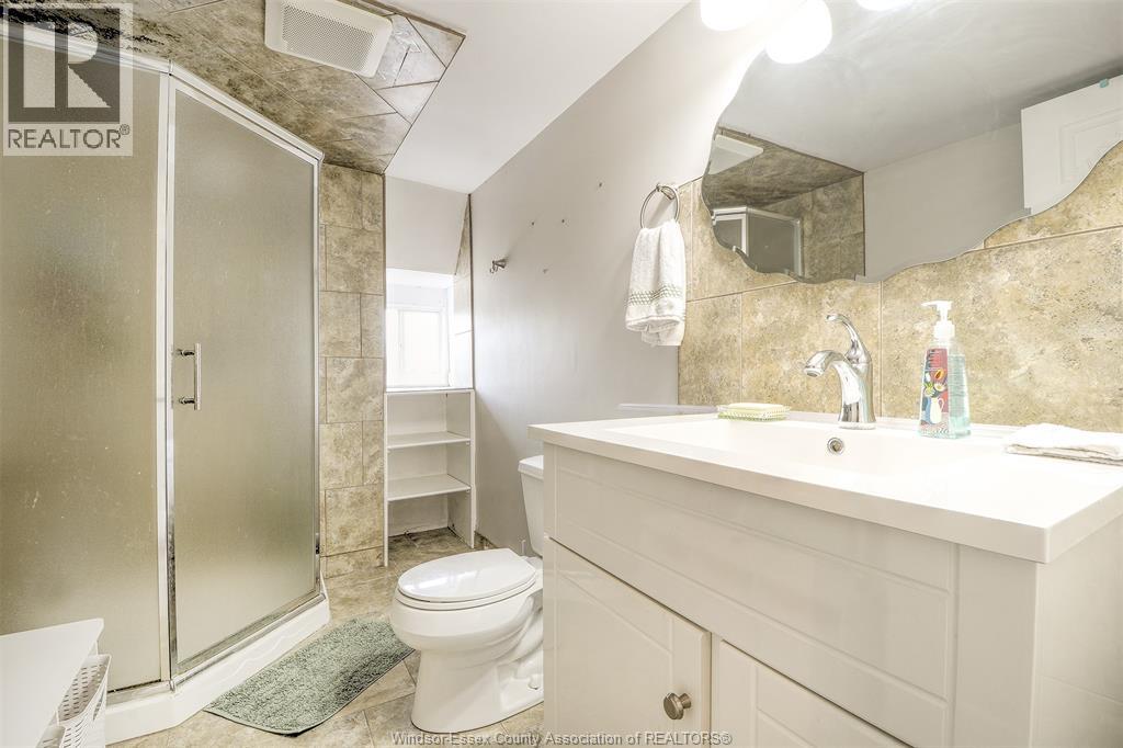 Photo 31 of 1097 Chilver Road, Windsor ON