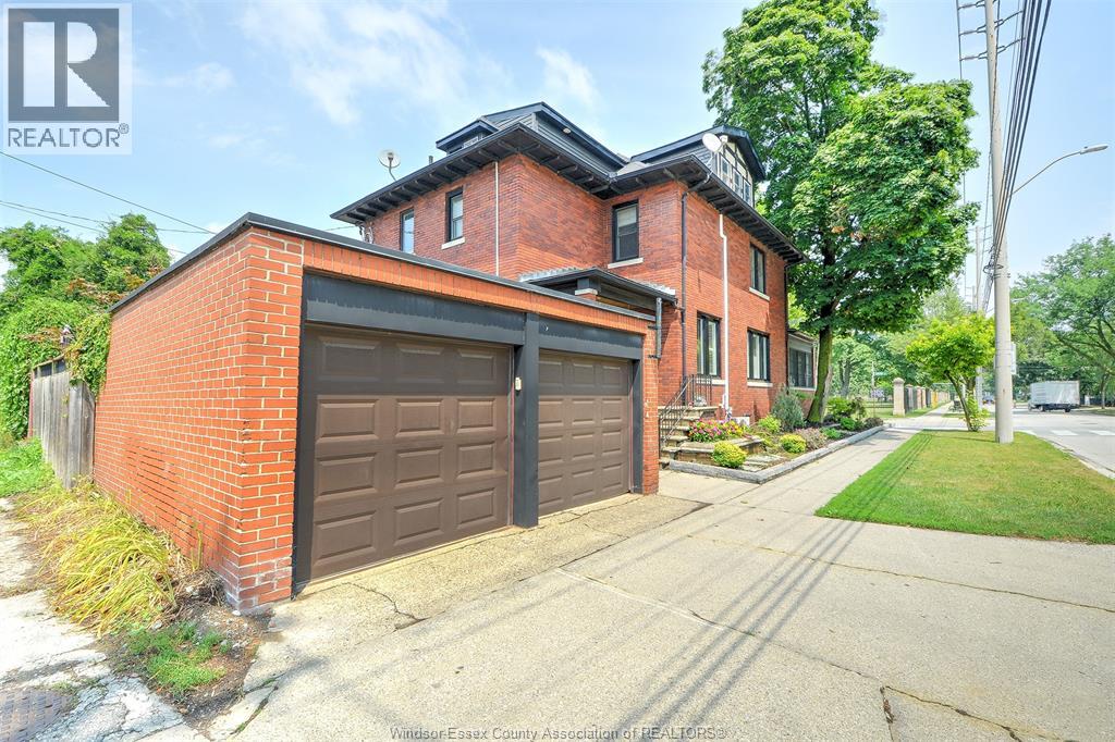 Photo 7 of 1097 Chilver Road, Windsor ON