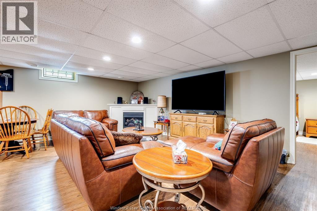 Photo 24 of 501 Lake Drive, Kingsville ON