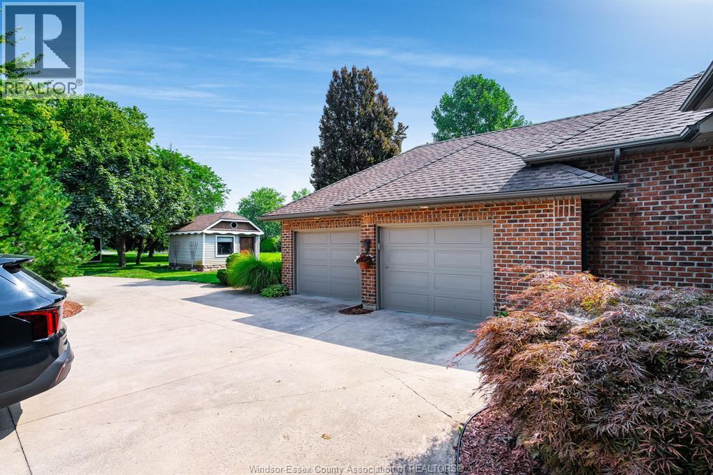 Photo 33 of 501 Lake Drive, Kingsville ON