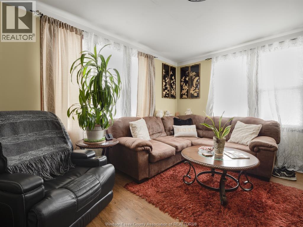 Photo 19 of 401 Parent Avenue, Windsor ON